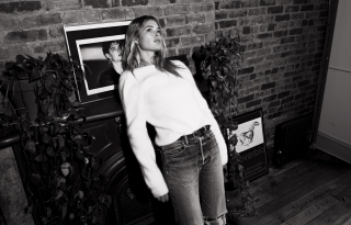 Doutzen Kroes in a Real Mom’s Jeans